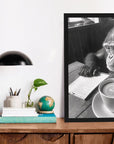 Hipster Chimp Kunstdruck Schimpansin trinkt Kaffee